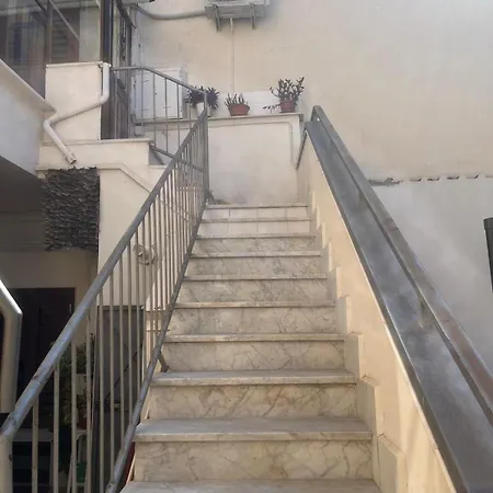 Apartament Re Ruggiero House *
