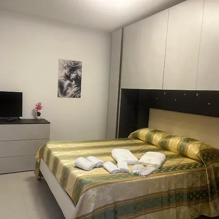 Re Ruggiero House